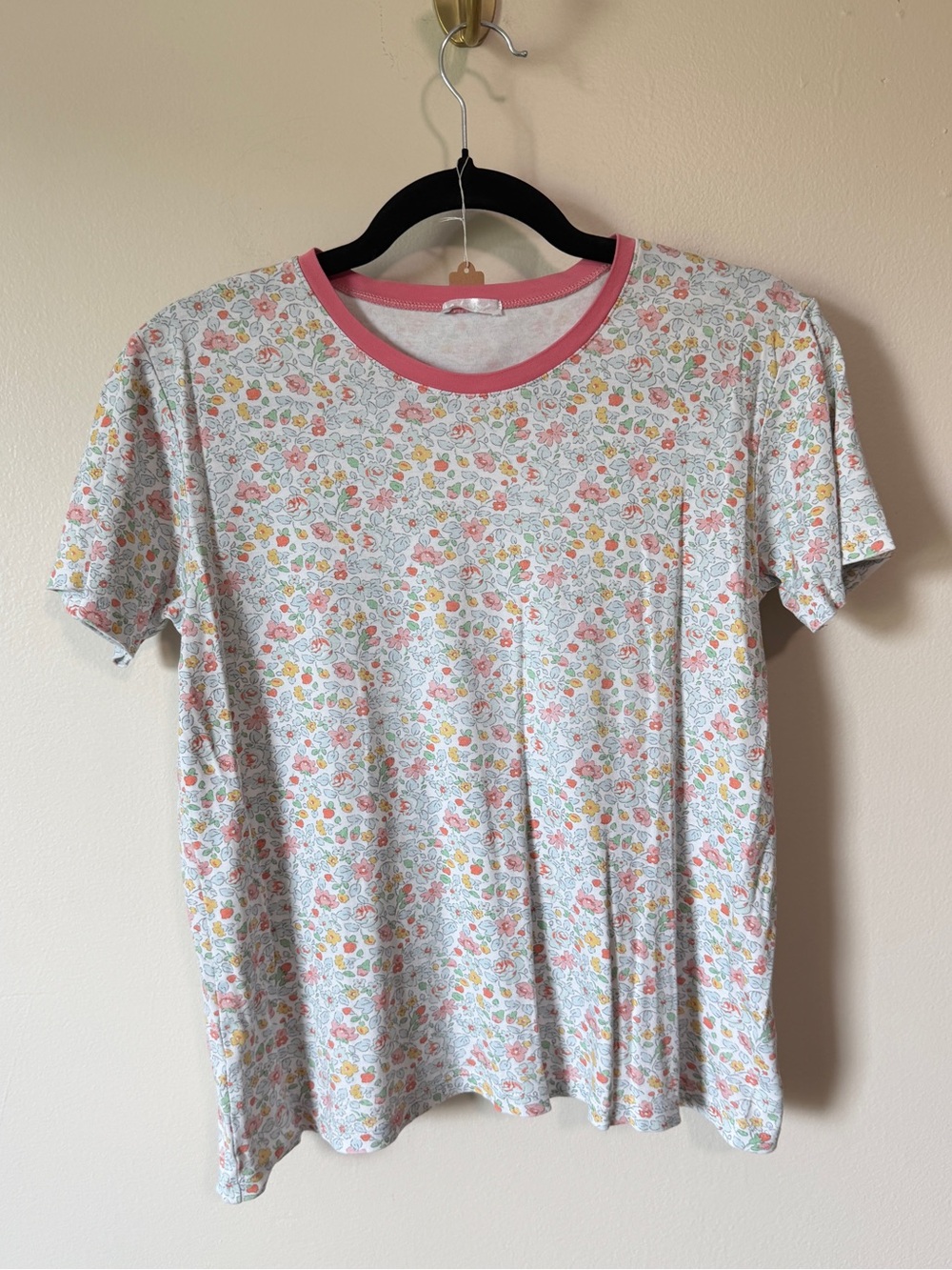 LAKE pink blue all over floral tee shirt size S 100% pima cotton